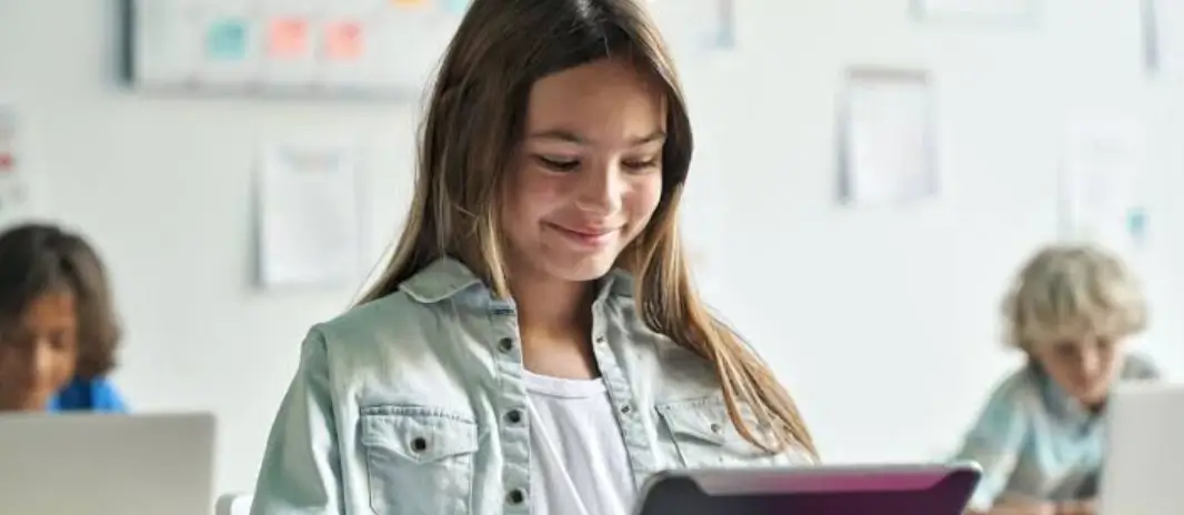 Scholarship Listings: Essential Resource Guide for Finding Scholarships for Middle School Students